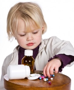 Evitar tener medicamentos al alcance de los niños